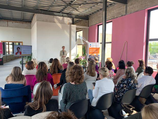 Vrouwelijk ondernemerschap meet up