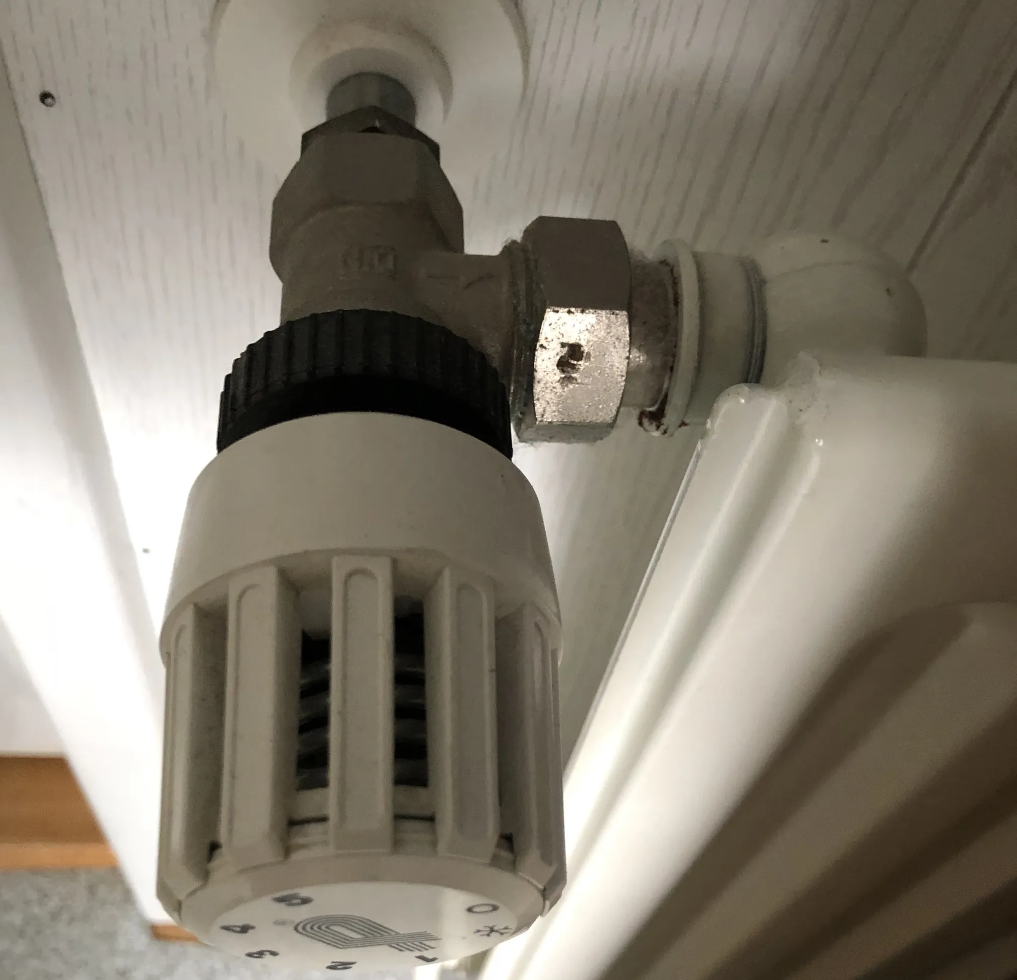 GC6 - Pas een individuele regeling van de temperatuur per ruimte toe - EML