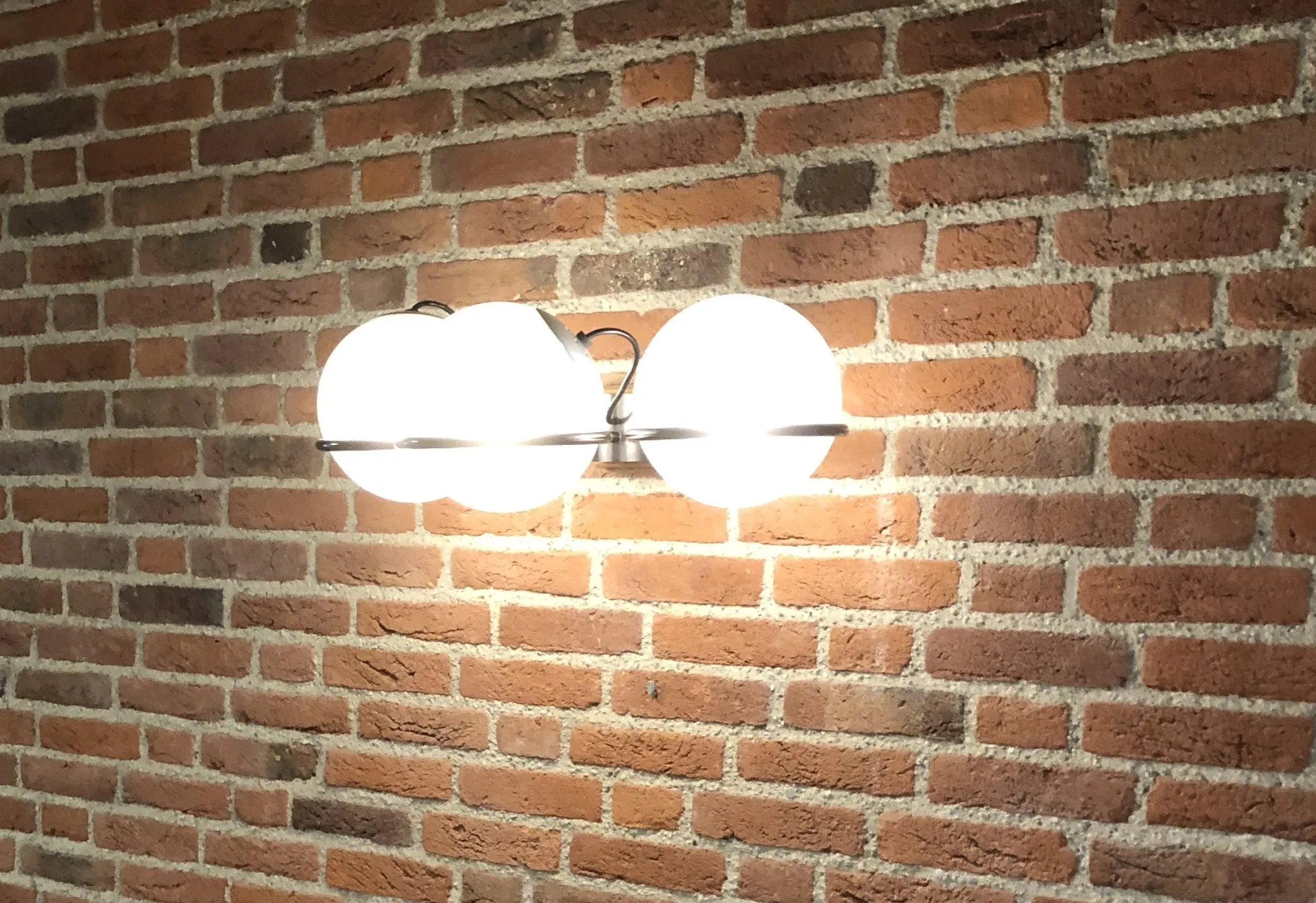 GF8-GF9-Vervang-wandarmaturen-met-spaarlampen-en-halogeenlampen-door-wandarmaturen-met-LED